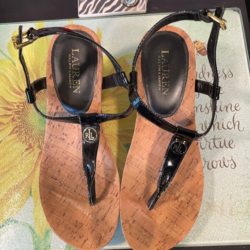 RALPH LAUREN 3 INCH SUMMER SANDALS. SIZE 8